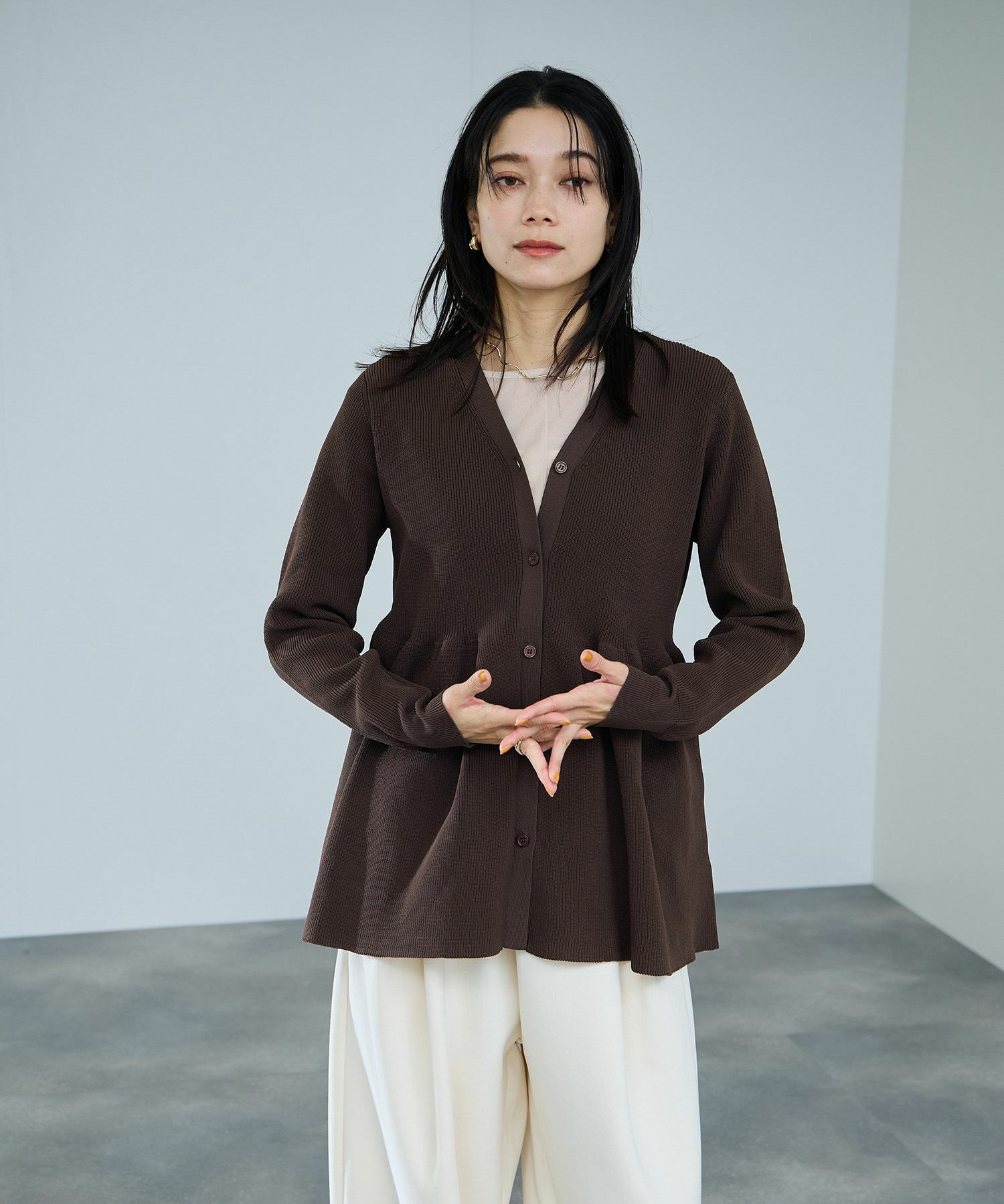 [さらに50%OFF]milli de l'air ソフトレッチペプラムカーディガン レディース商品画像-1