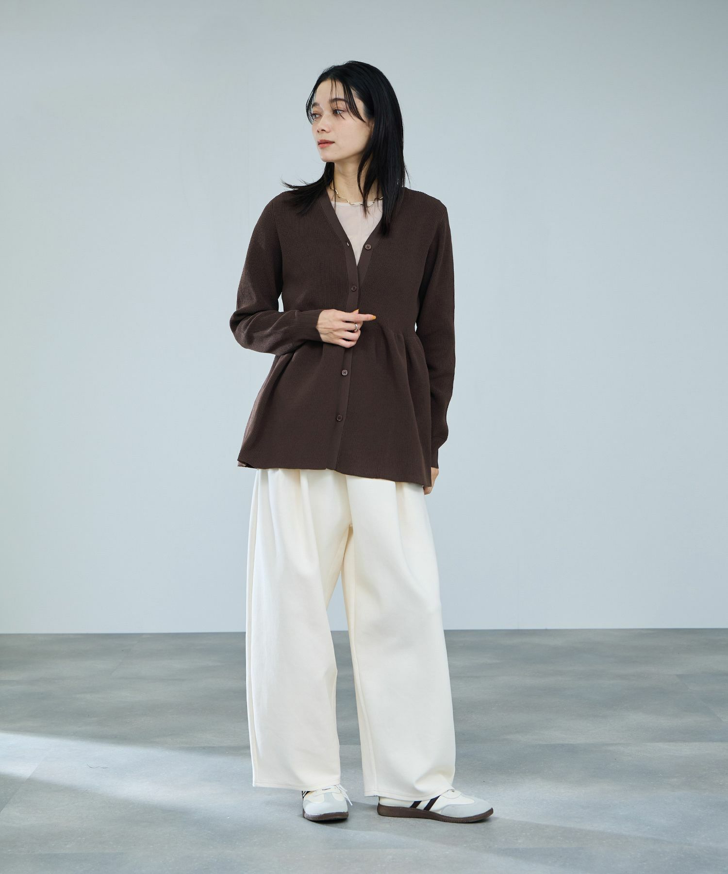 [さらに50%OFF]milli de l'air ソフトレッチペプラムカーディガン レディース商品画像-5