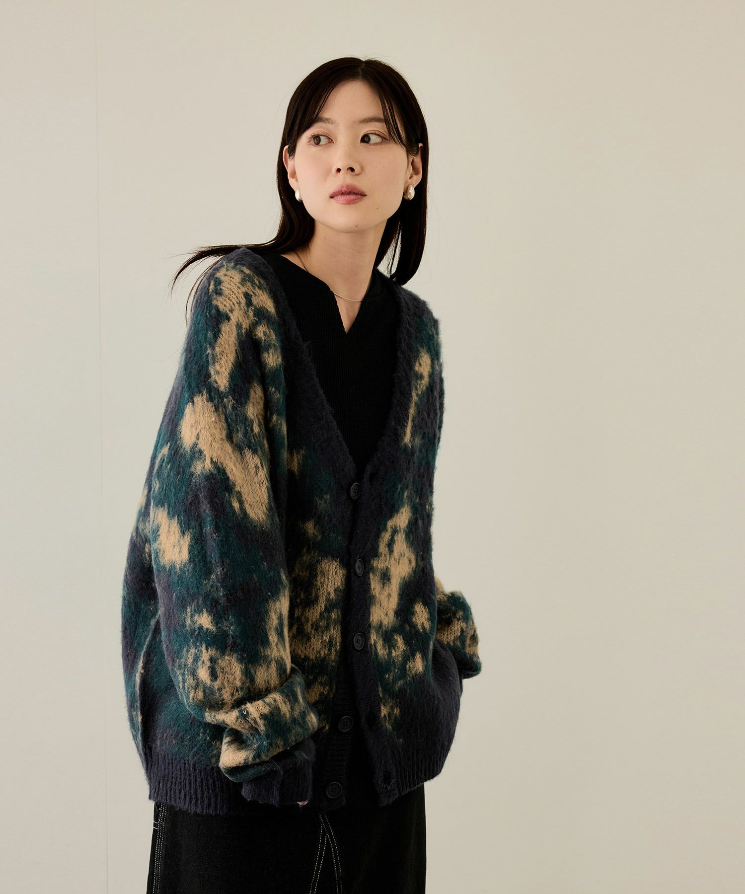 [さらに50%OFF]nAvy  モヘアタッチマーブルカーディガン レディース商品サムネイル-4