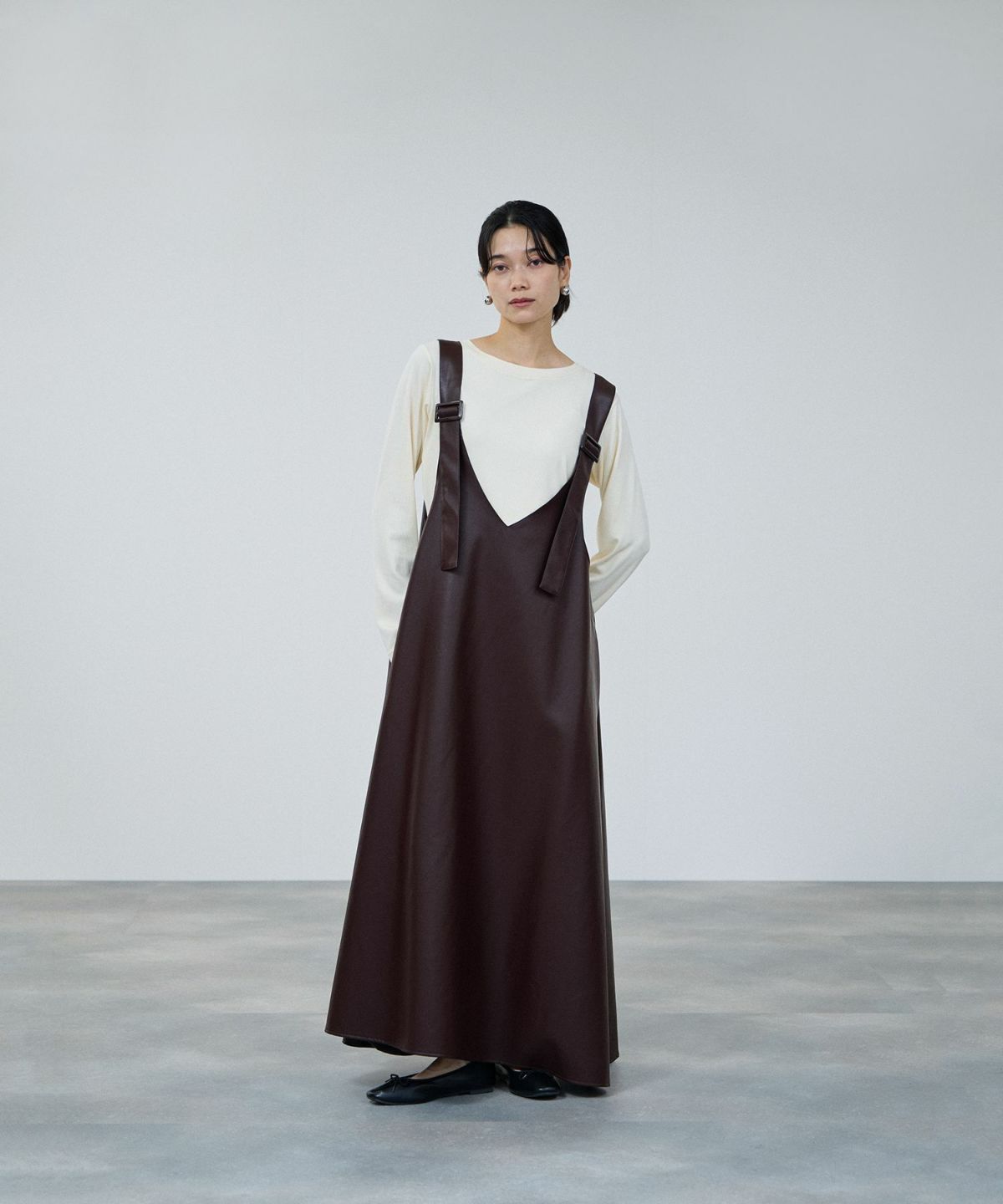 milli de l'air ソフト合皮ジャンパースカート レディース