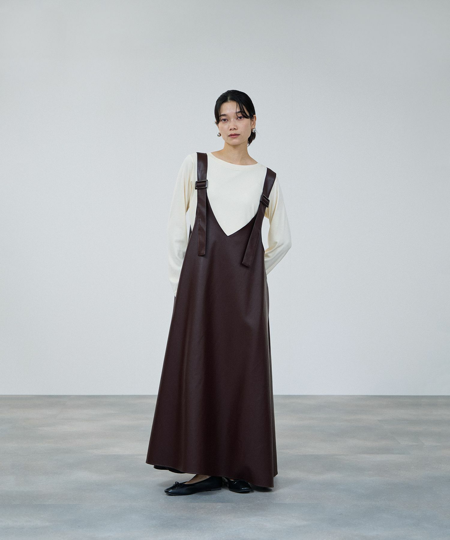 milli de l'air ソフト合皮ジャンパースカート レディース