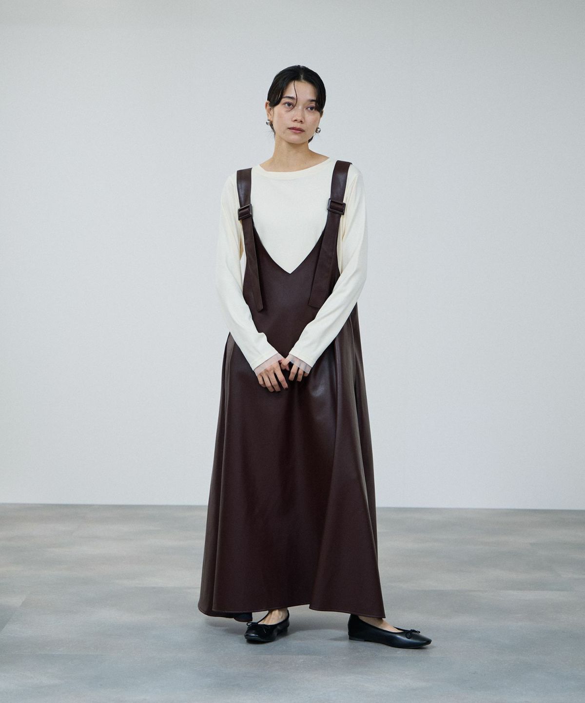 milli de l'air ソフト合皮ジャンパースカート レディース