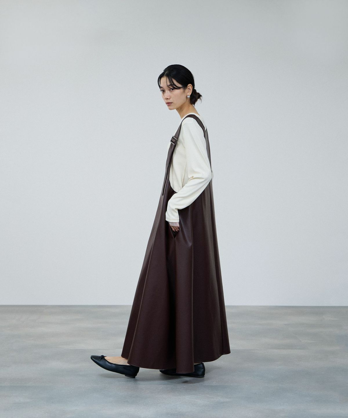 milli de l'air ソフト合皮ジャンパースカート レディース