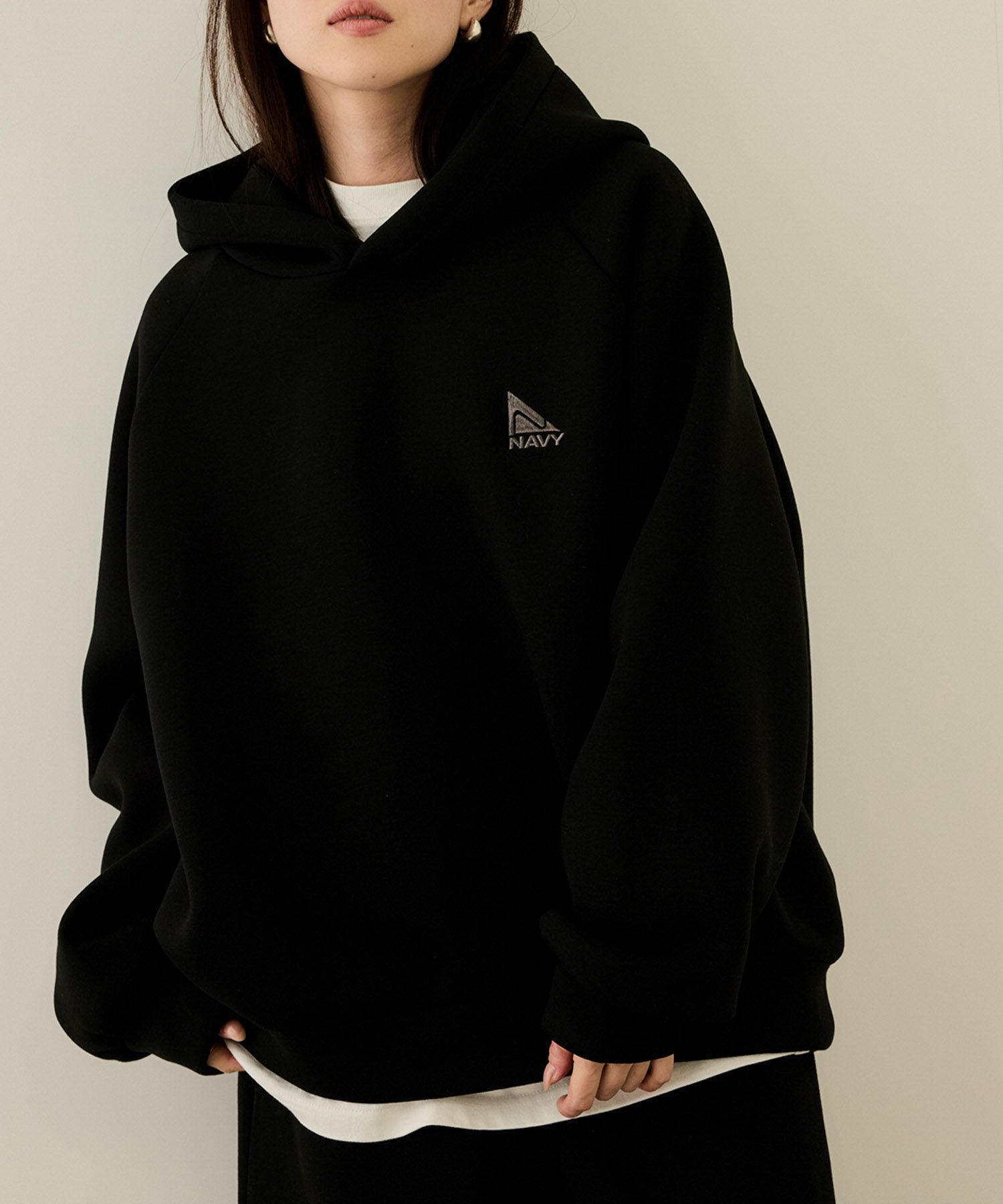 nAvy ポンチ素材ワイドパーカー レディース