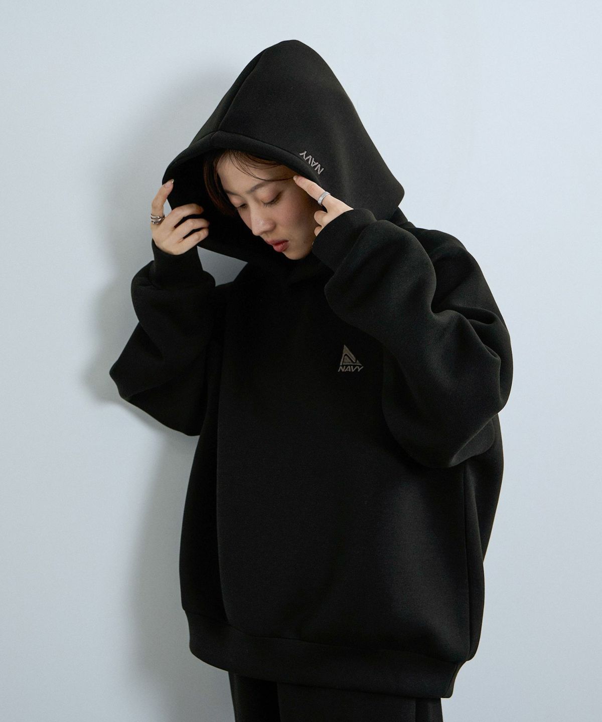 nAvy ポンチ素材ワイドパーカー レディース
