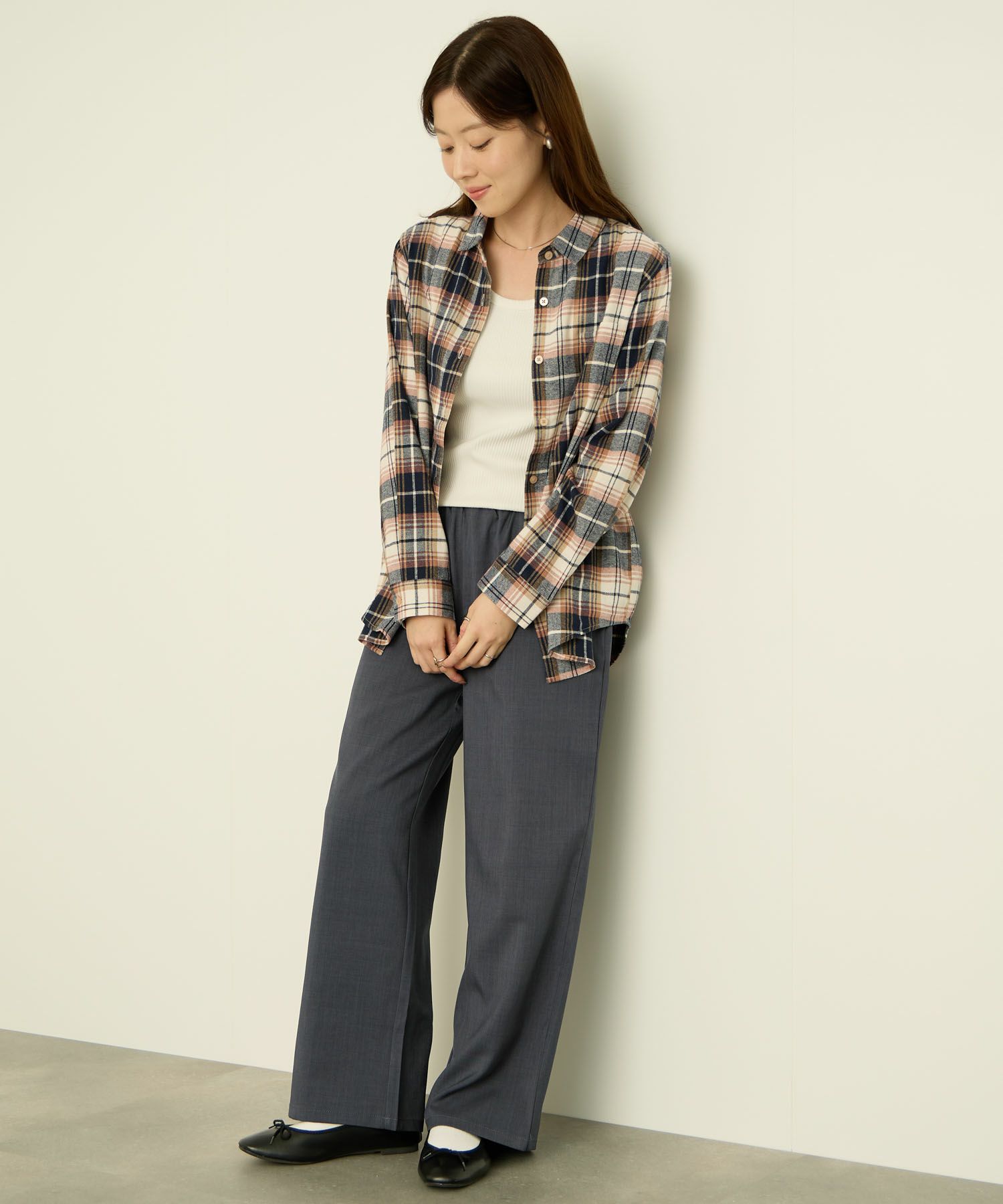 nAvy ワイドストレートパンツ レディース