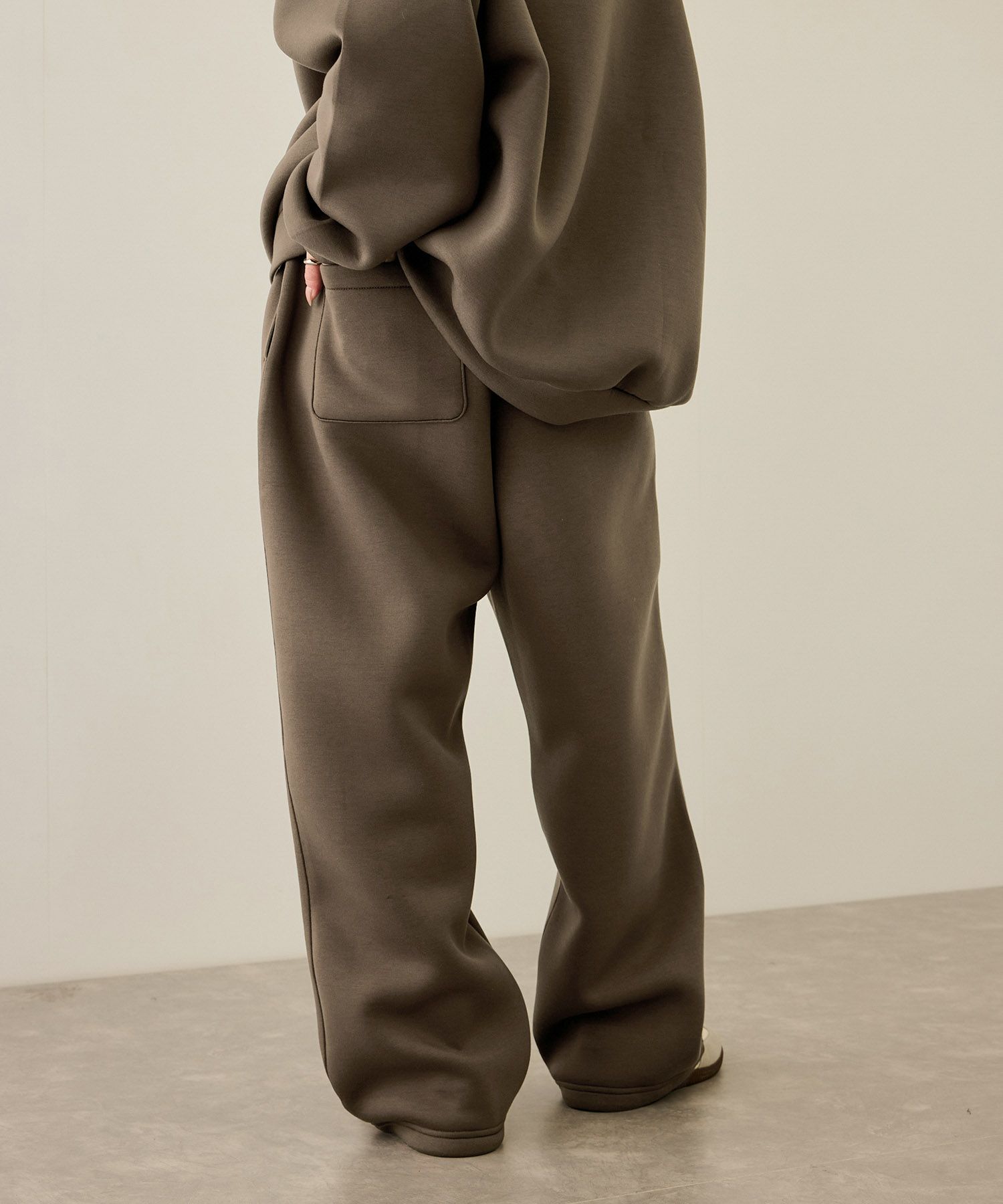 nAvy ポンチ素材ワイドパンツ レディース商品画像-6