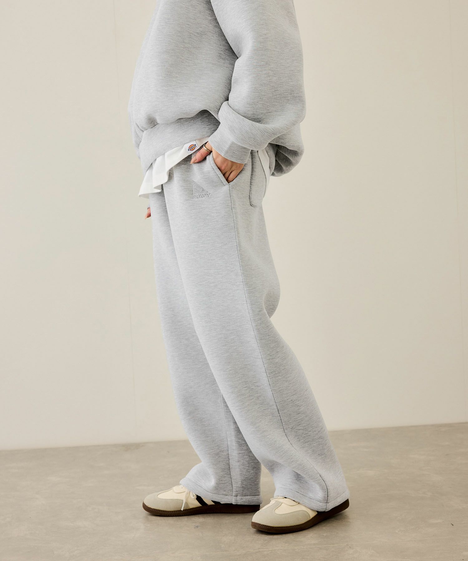 nAvy ポンチ素材ワイドパンツ レディース商品画像-11