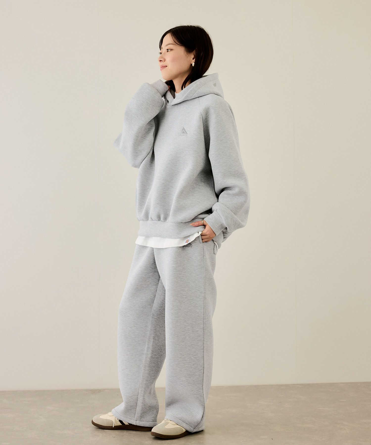 nAvy ポンチ素材ワイドパンツ レディース商品画像-13