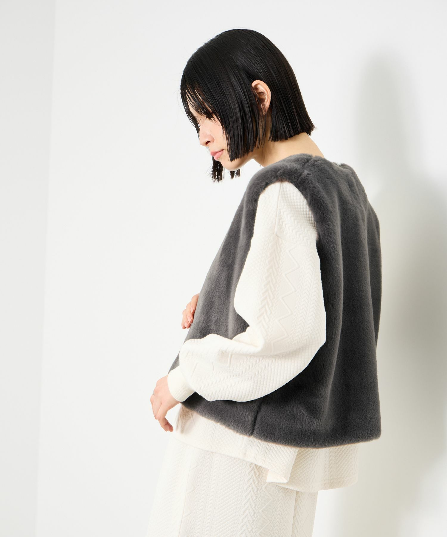 Idnes  フェイクファーベスト レディース商品画像-5