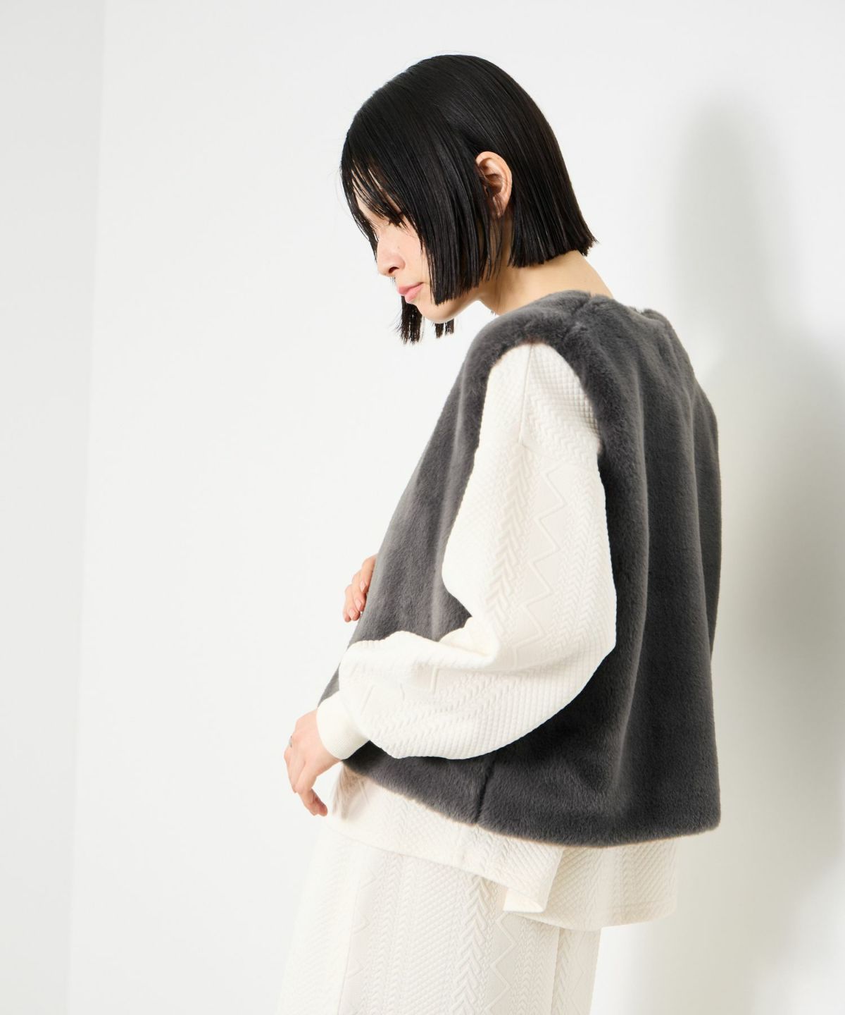 [値下げ]Idnes フェイクファーベスト レディース