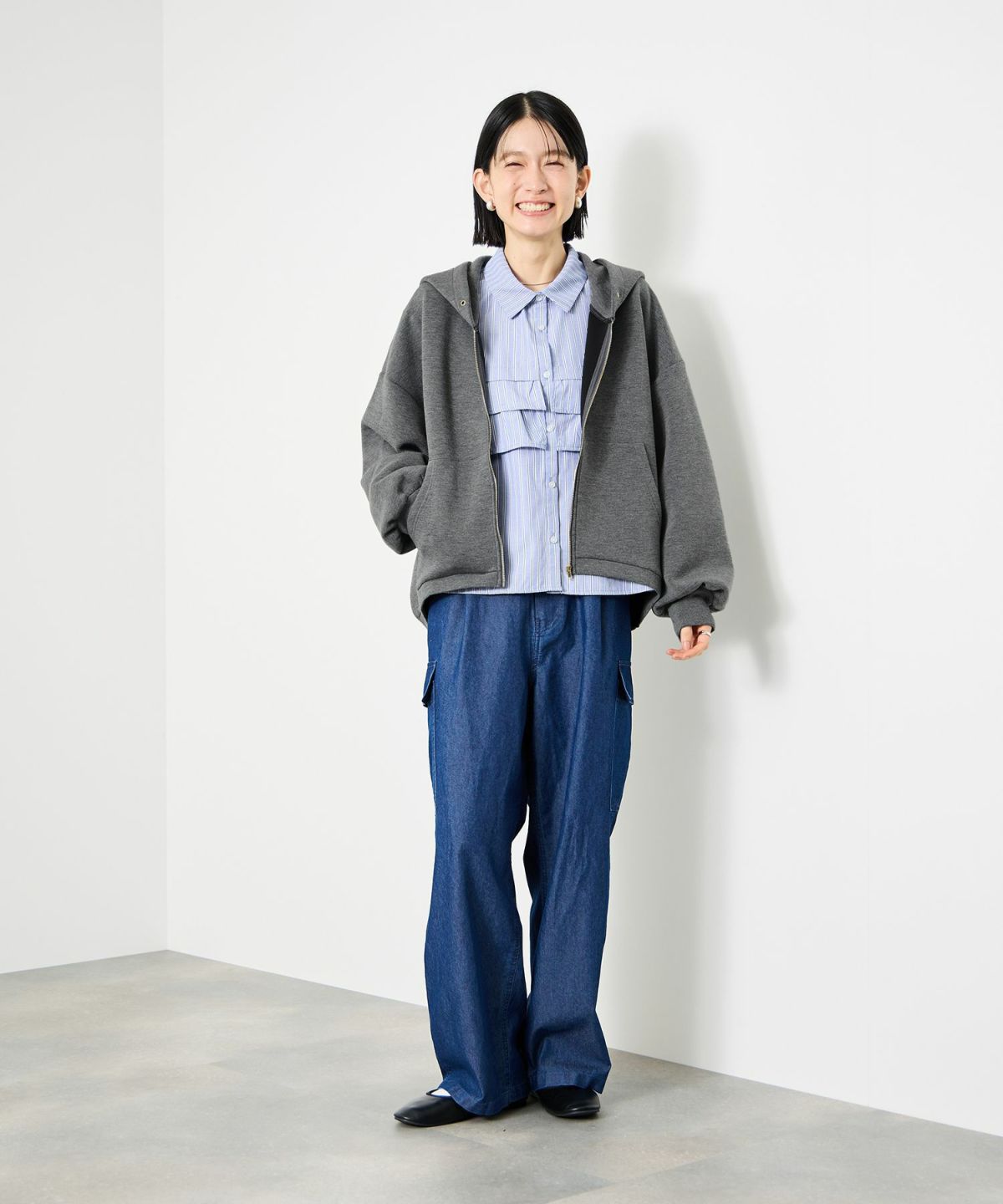 Idnes ストレッチポンチジップパーカー レディース