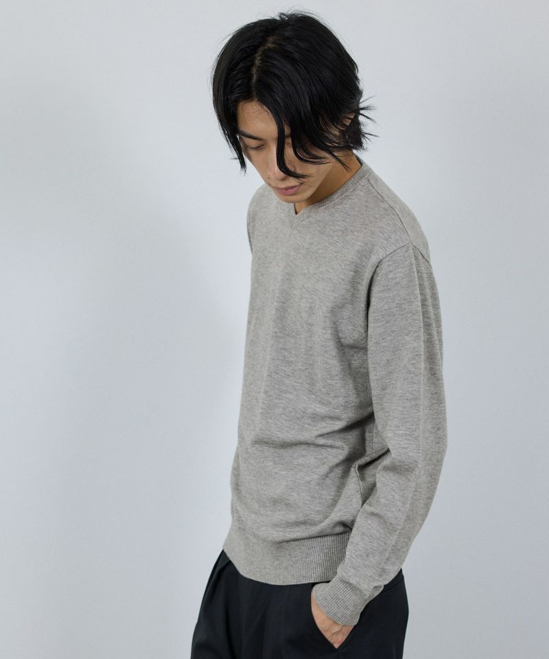 [さらに50%OFF]NAVY  素肌ニット Vネック メンズ商品画像-8