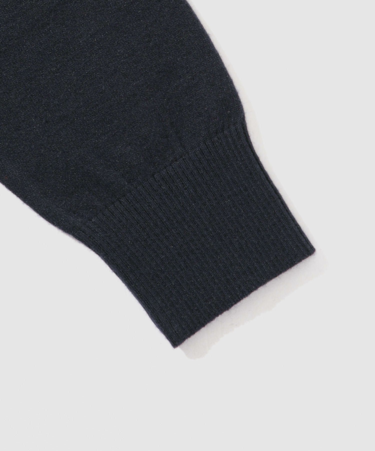 NAVY  素肌ニット Vネック メンズ商品画像-17