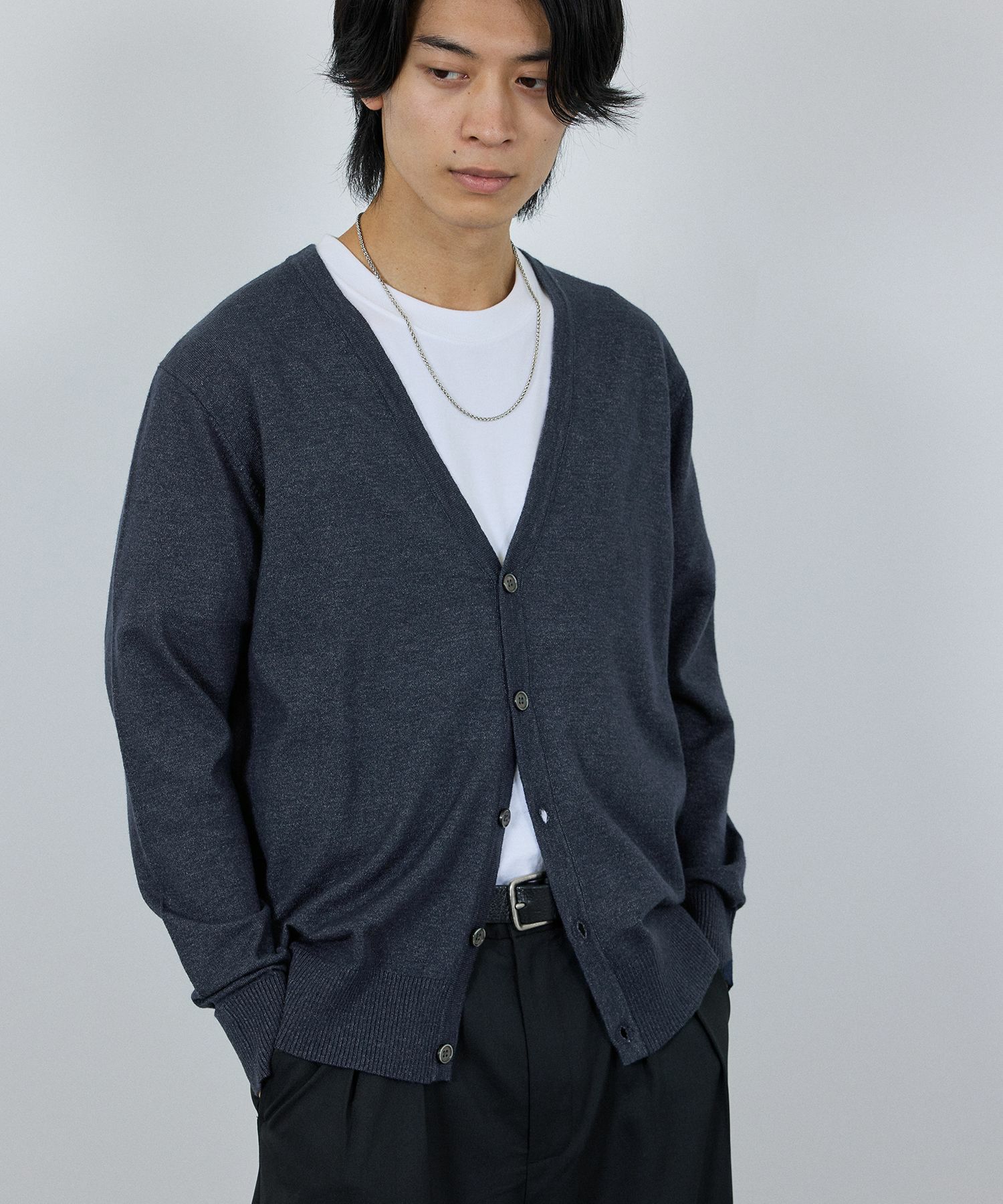[値下げ]NAVY  素肌ニット Vネックカーディガン メンズ商品画像-14