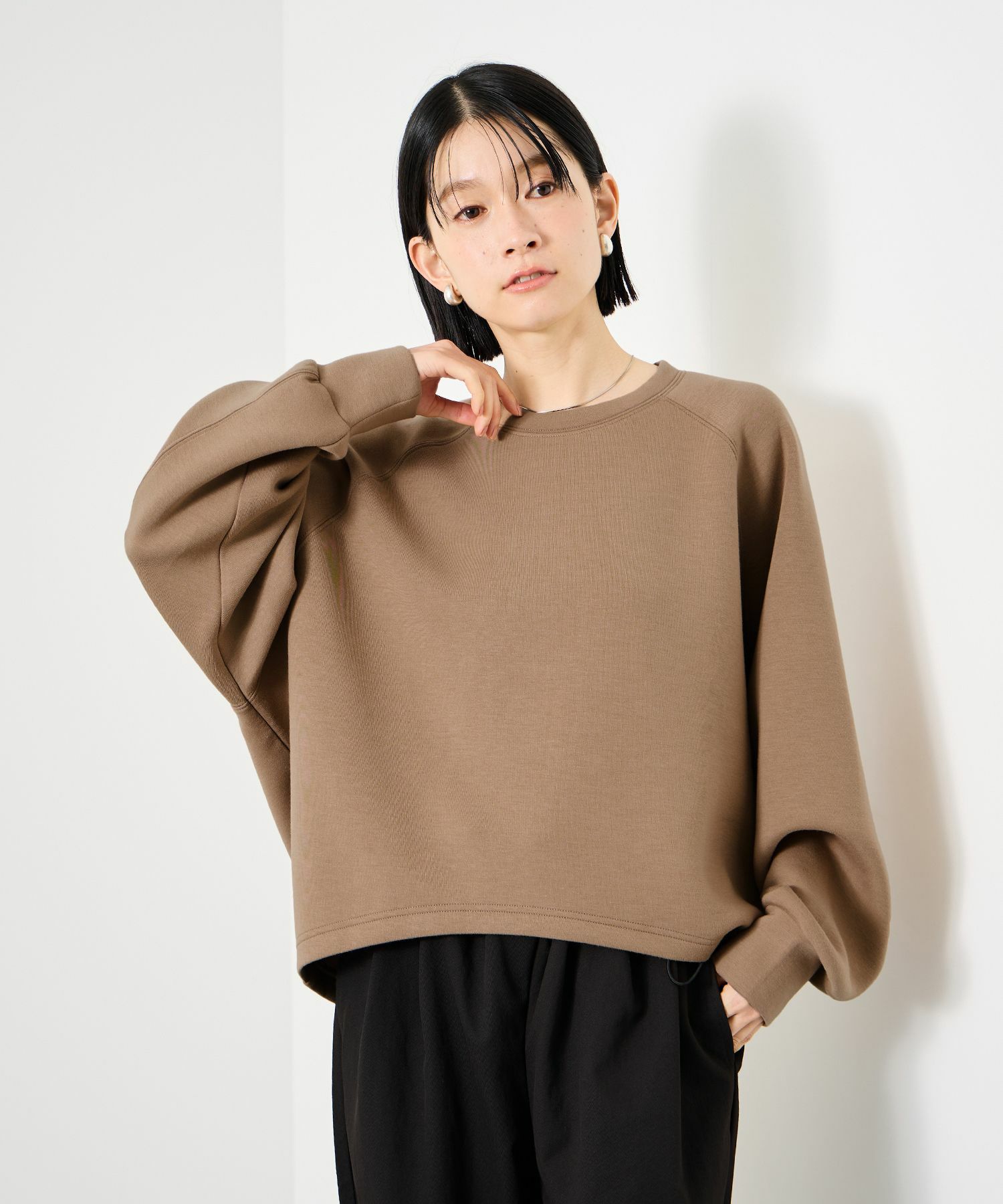 Idnes ストレッチポンチ素材プルオーバー レディース