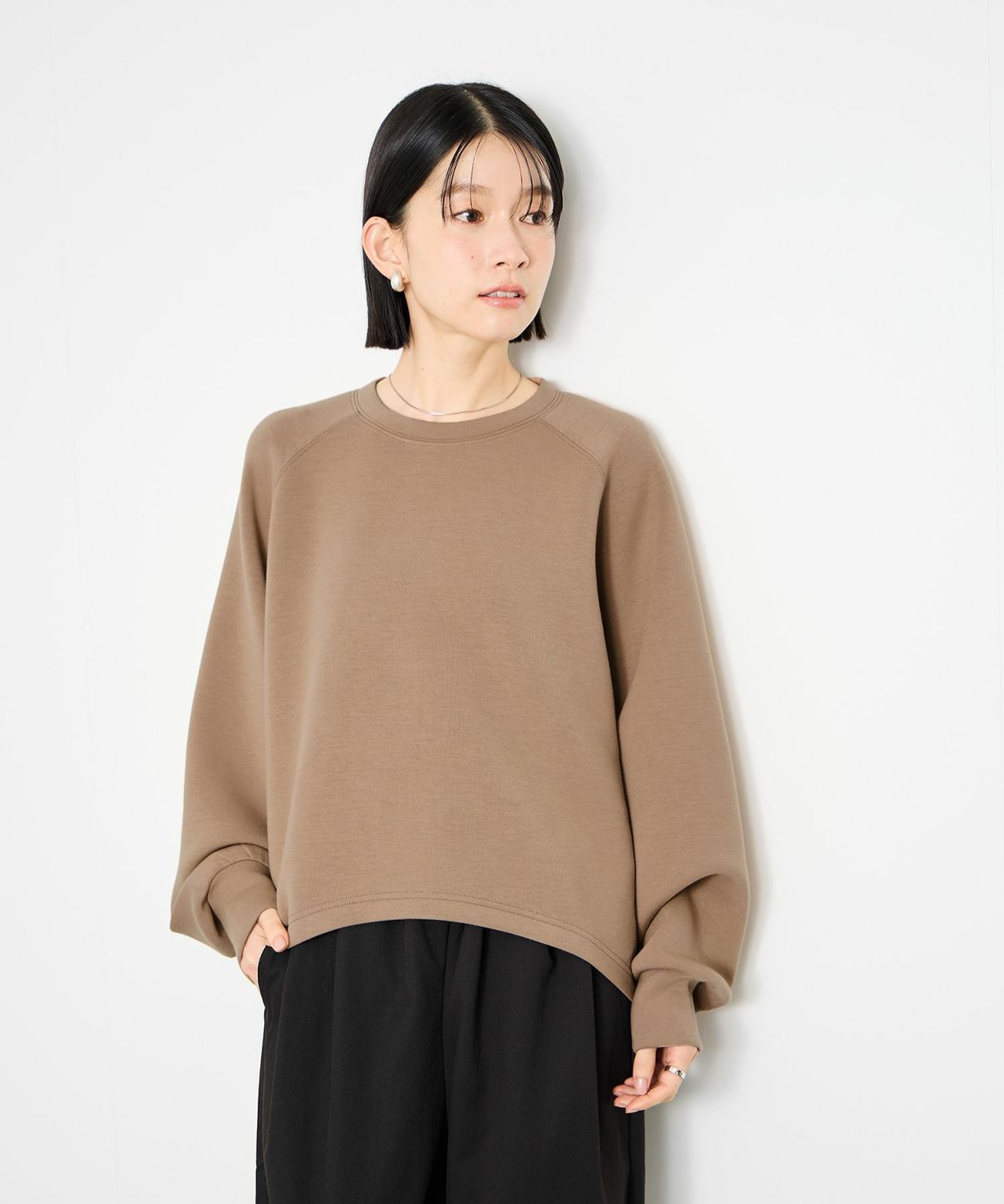 Idnes ストレッチポンチ素材プルオーバー レディース