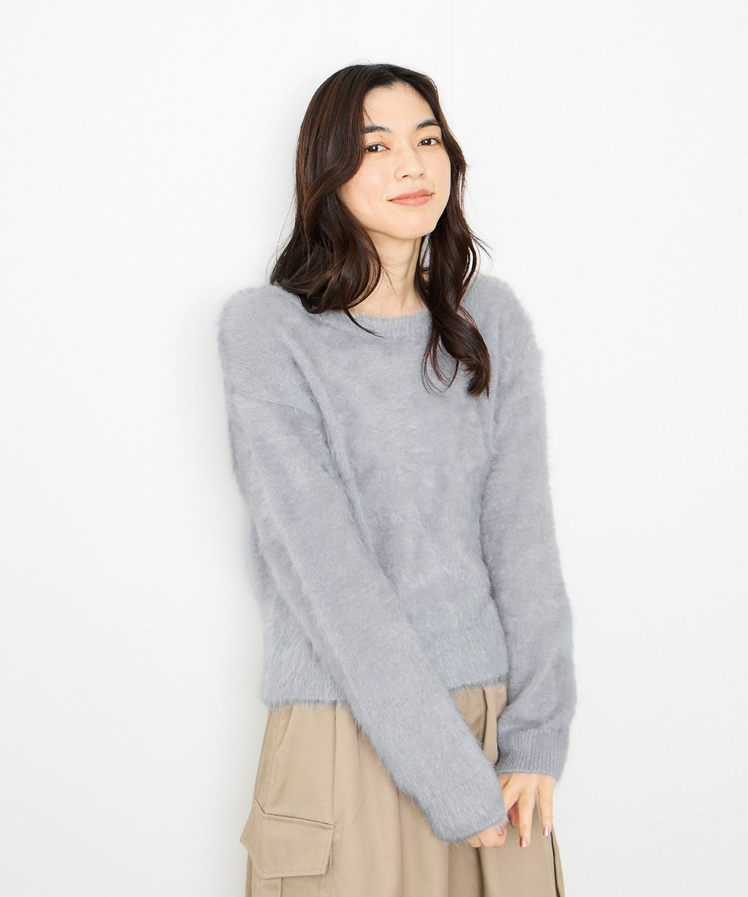 [さらに50%OFF]Idnes  フェザーヤーンニットプルオーバー レディース商品画像-9