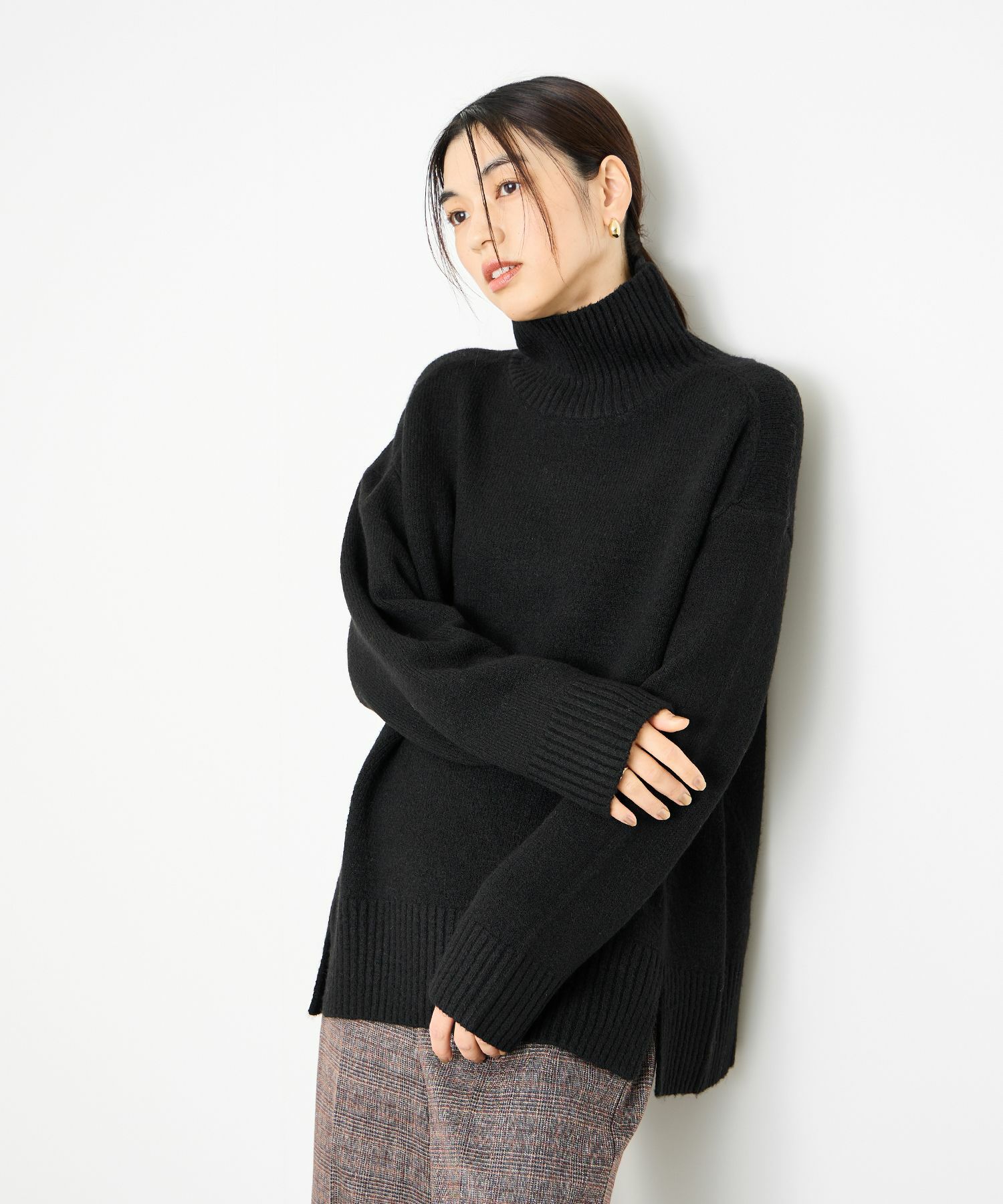 Idnes ヤクライクタートルネックニット レディース