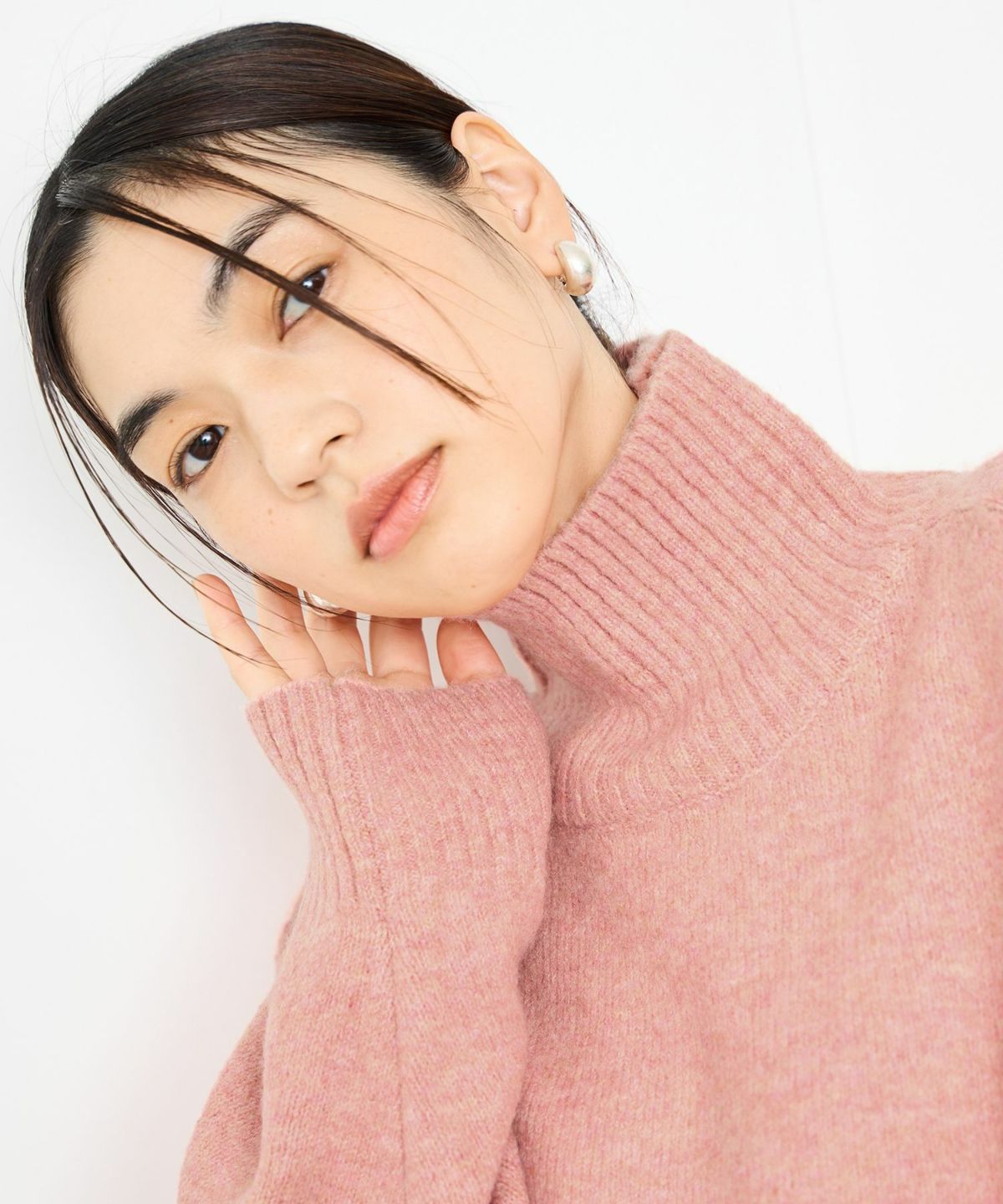 Idnes ヤクライクタートルネックニット レディース