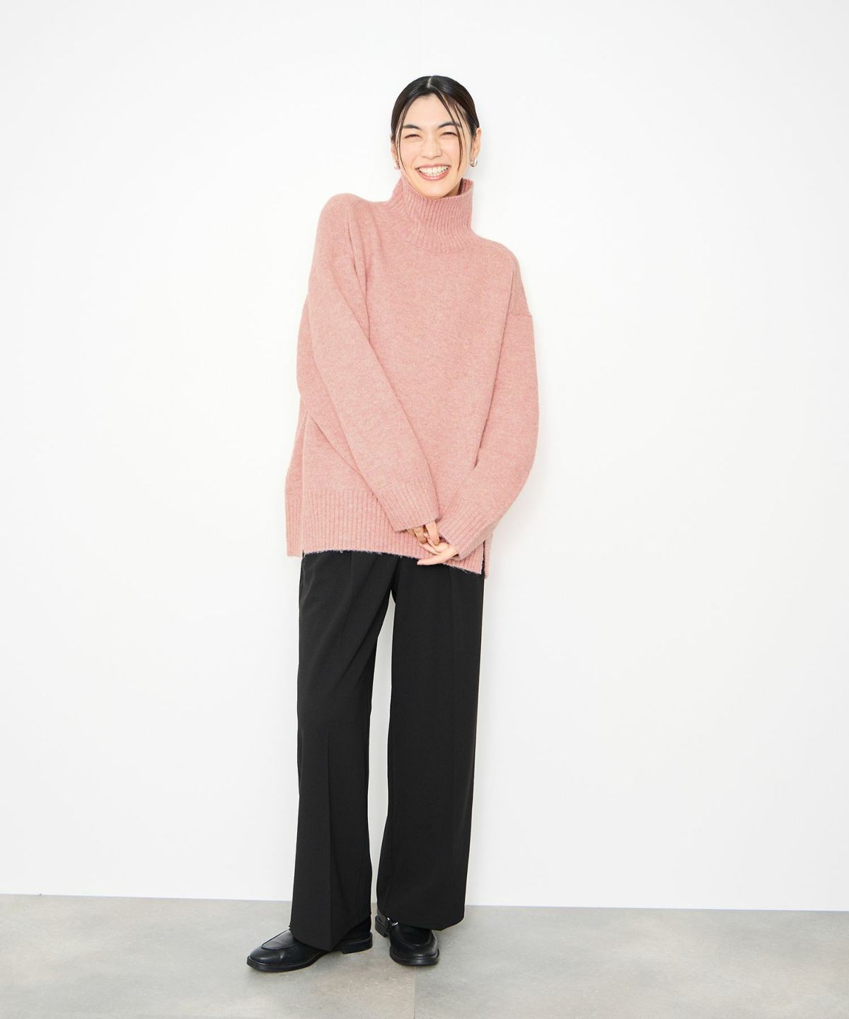 Idnes ヤクライクタートルネックニット レディース