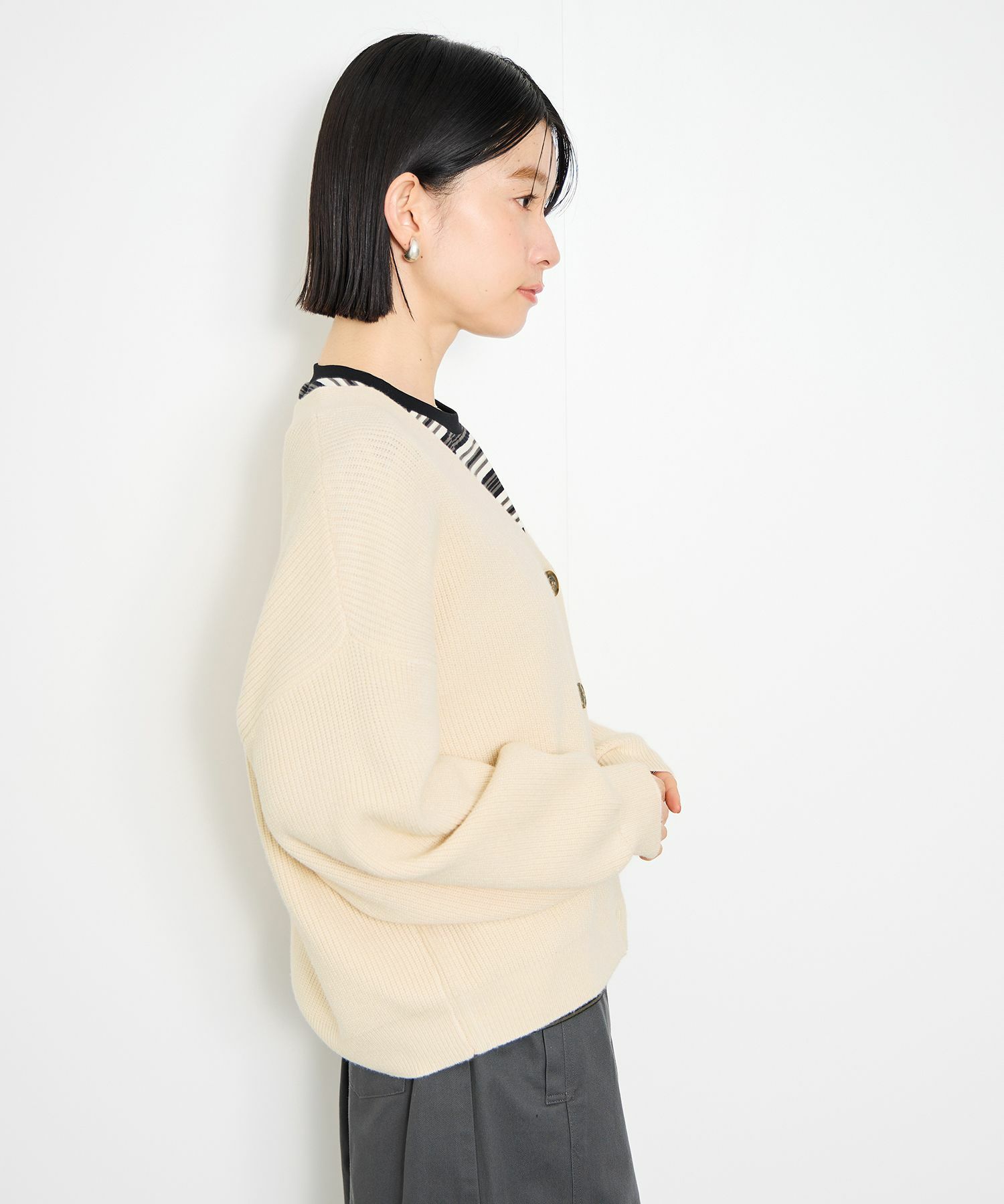 [値下げ]Idnes  Vネック畦ボリュームスリーブカーディガン レディース商品画像-5