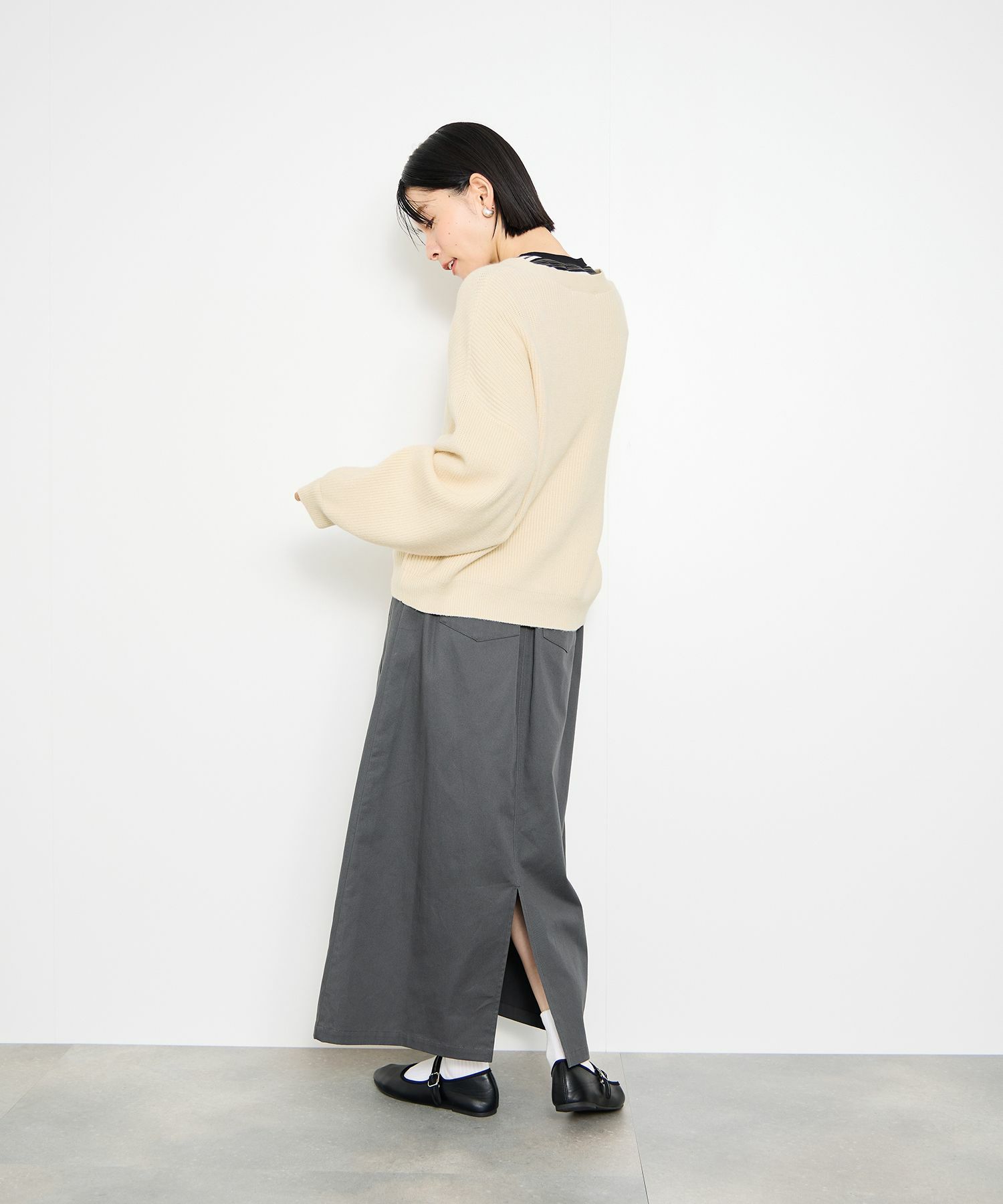 [さらに50%OFF]Idnes  Vネック畦ボリュームスリーブカーディガン レディース商品画像-10