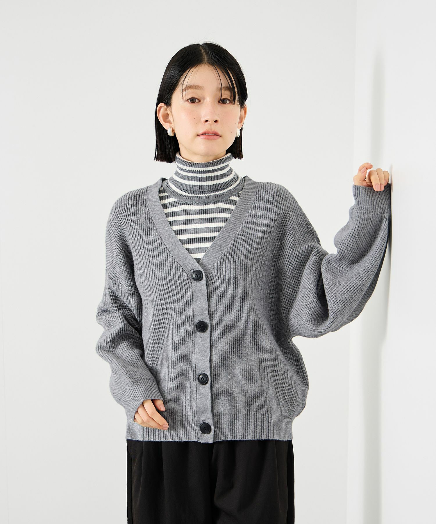 [値下げ]Idnes  Vネック畦ボリュームスリーブカーディガン レディース商品画像-11