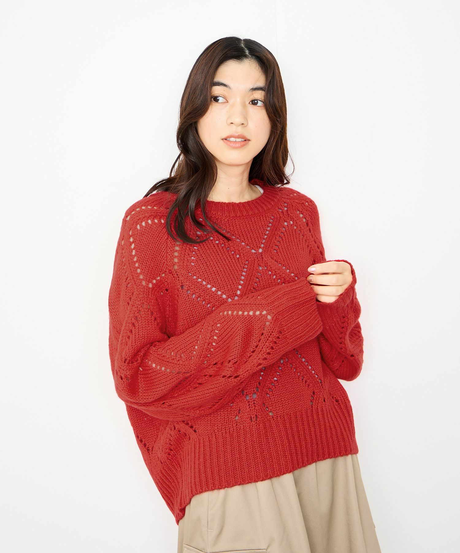 [さらに50%OFF]Idnes  ダイヤ柄透かし編みニットプルオーバー レディース商品サムネイル-1