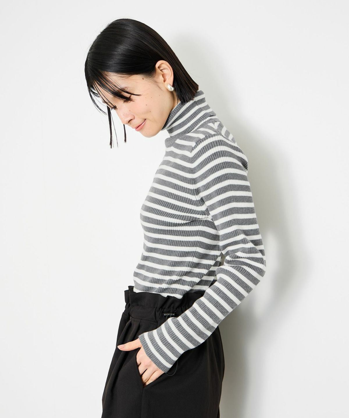 Idnes ボーダーリブタートルネックニット レディース