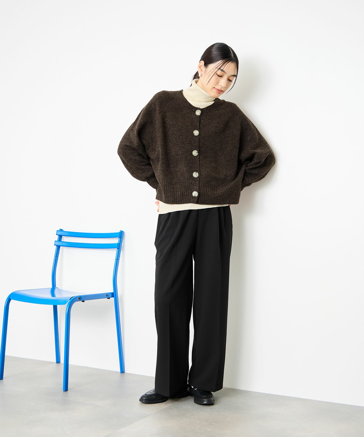 Idnes ヤクライククルーカーディガン レディース