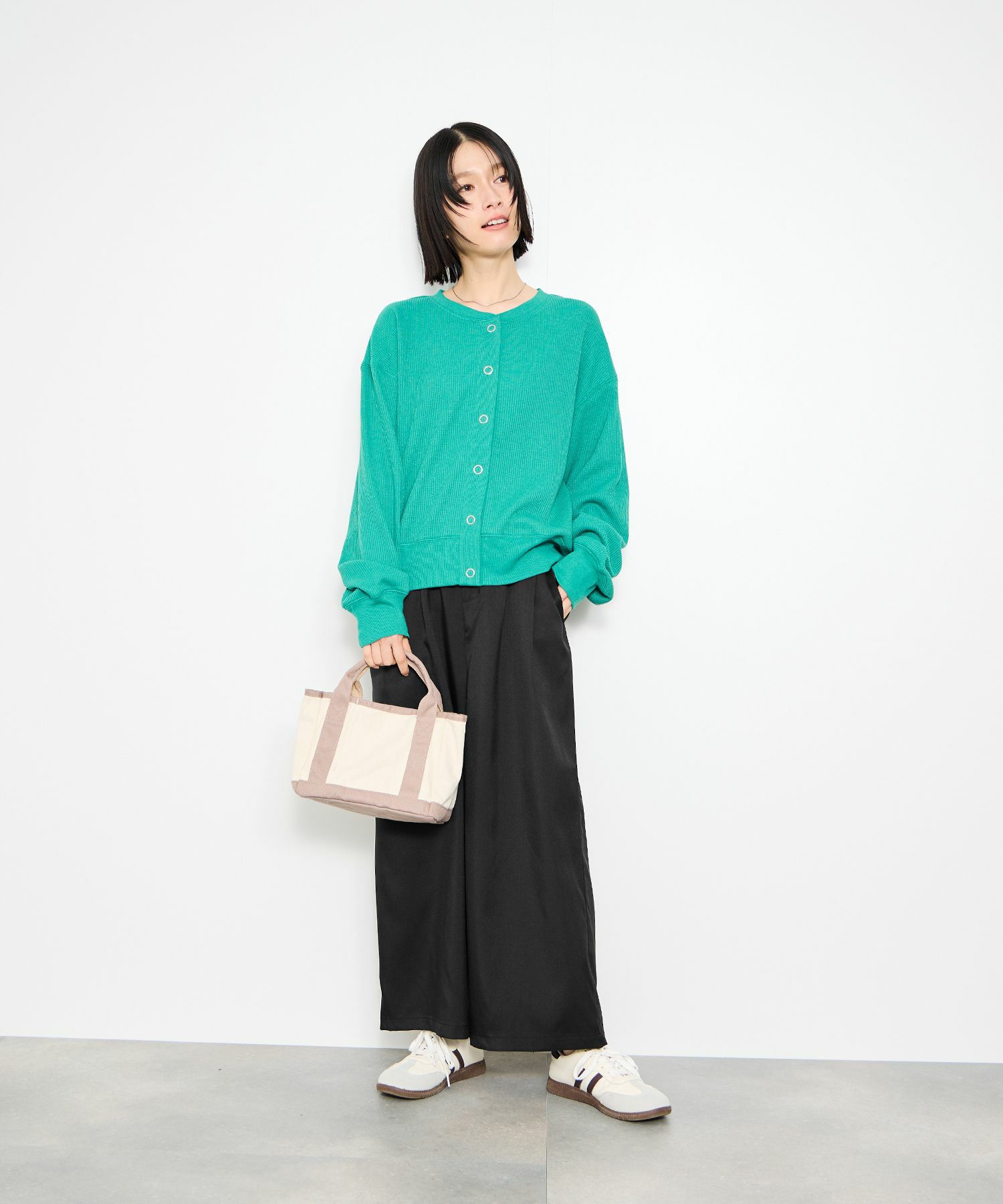 Idnes サイドバックルクロップドパンツ レディース
