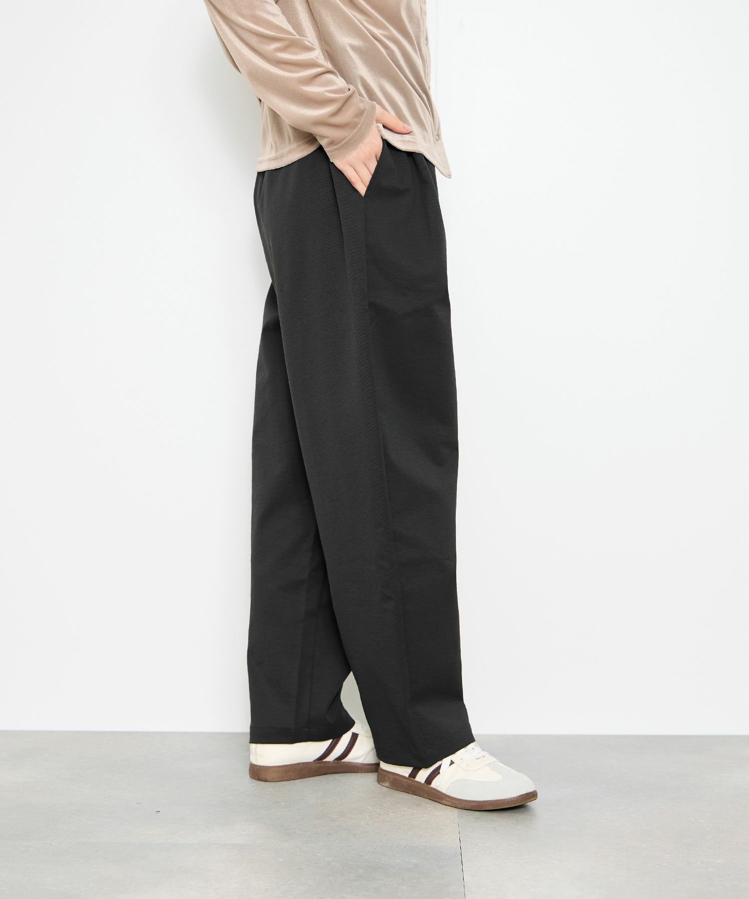 [値下げ]Idnes  ギャバドロストテーパードパンツ レディース商品画像-3