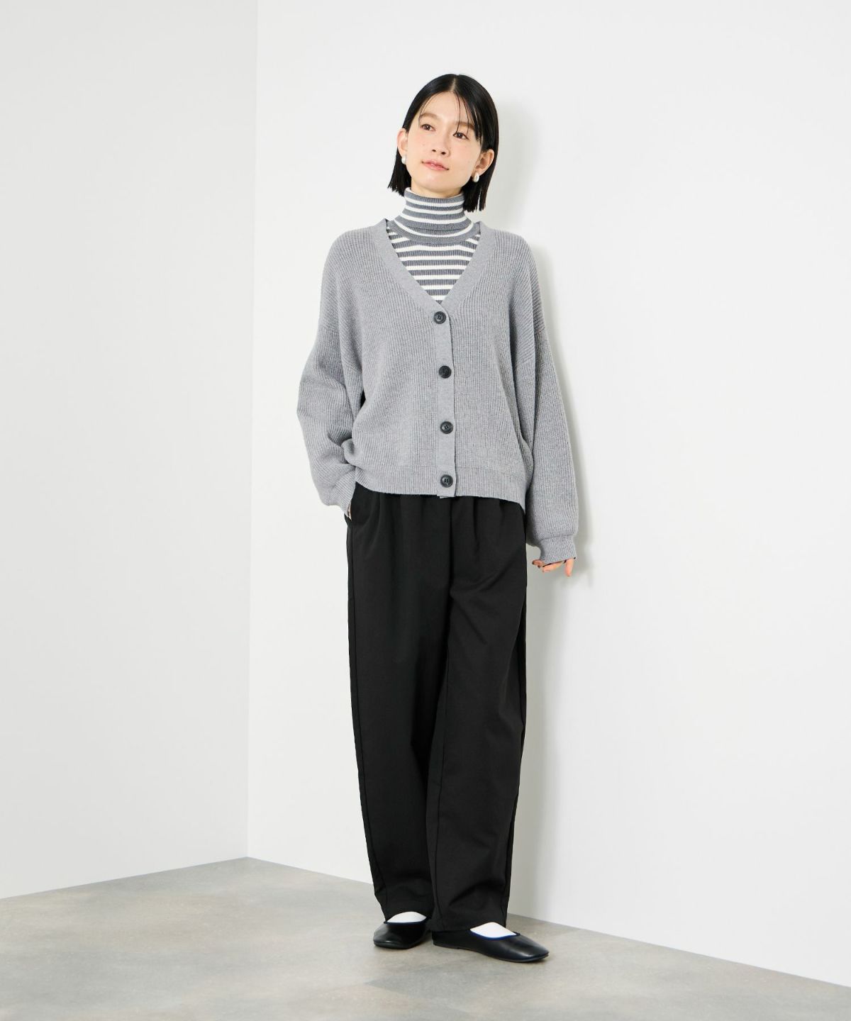 Idnes ギャバドロストテーパードパンツ レディース