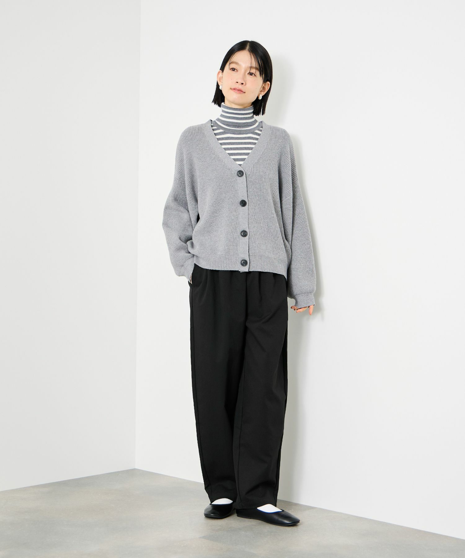 Idnes ギャバドロストテーパードパンツ レディース