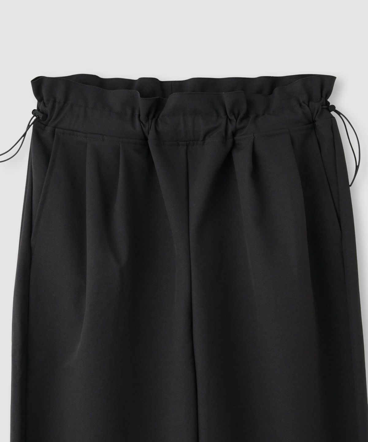 Idnes ギャバドロストテーパードパンツ レディース