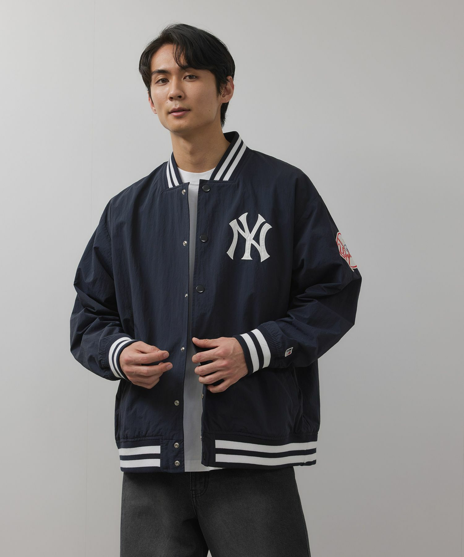 MLB  ナイロンジャケット メンズ商品サムネイル-2