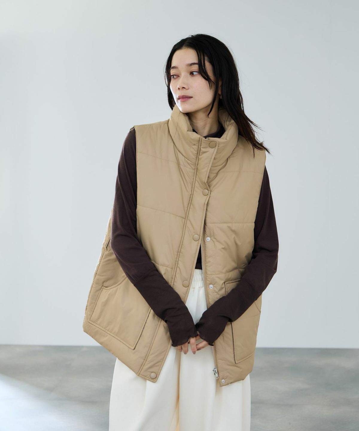 milli de l'air 中綿ベルテッドハイネックベスト レディース