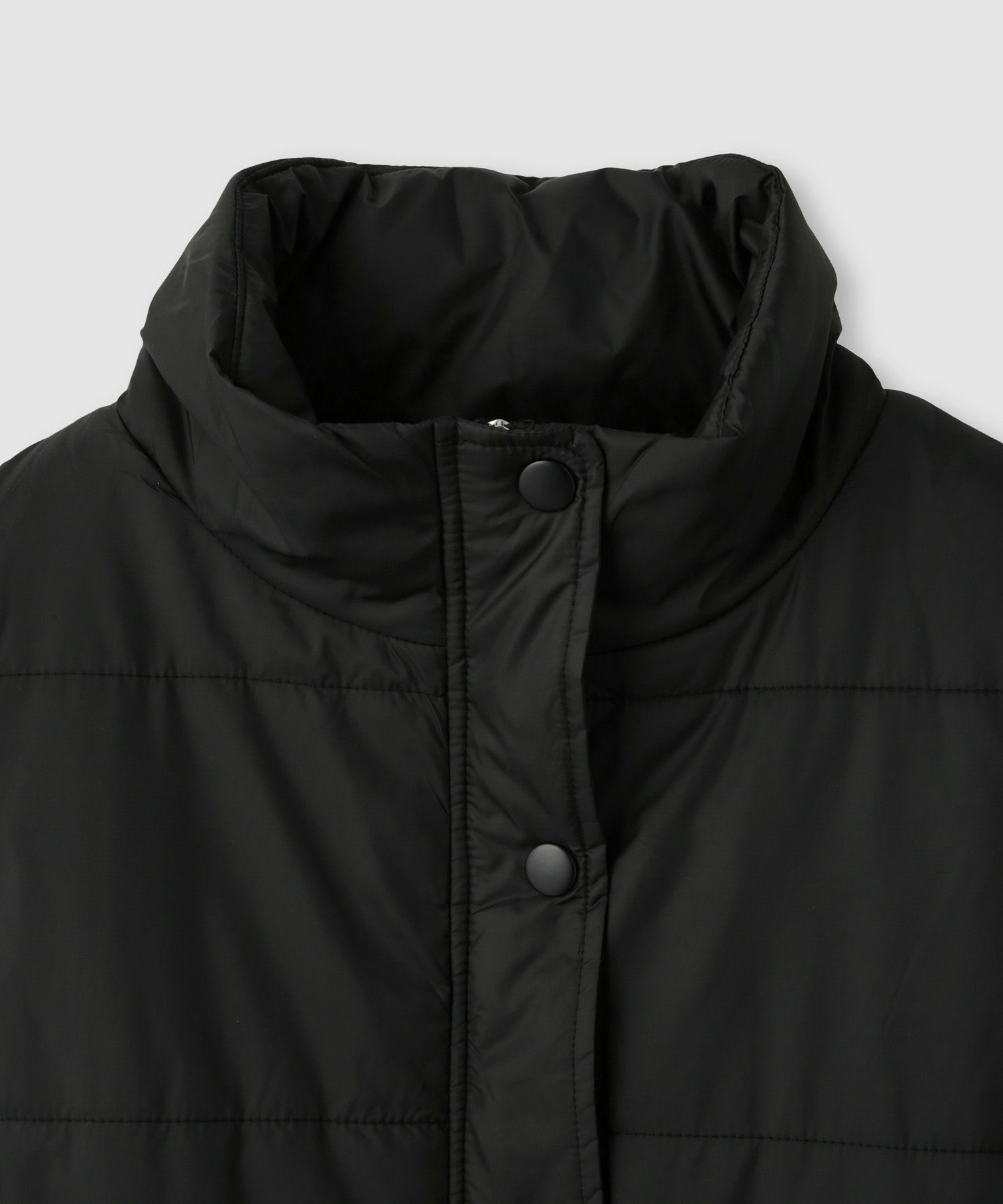 milli de l'air 中綿ベルテッドハイネックベスト レディース