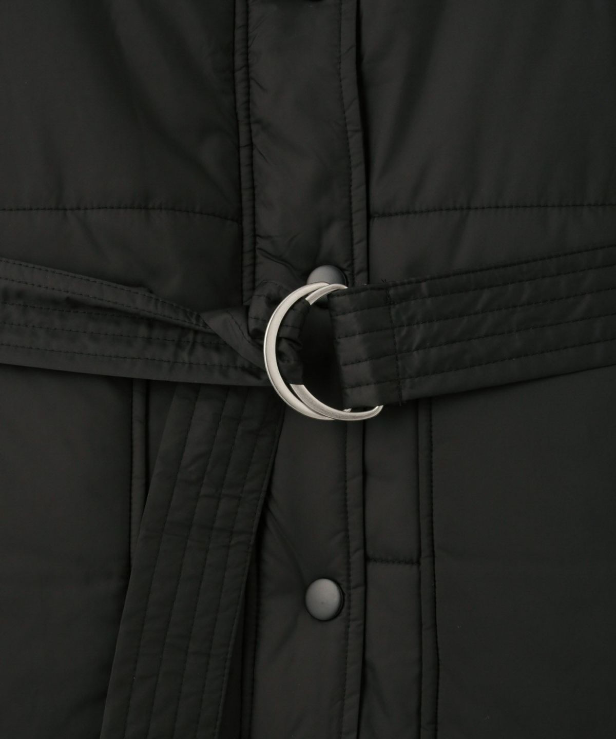 milli de l'air 中綿ベルテッドハイネックベスト レディース