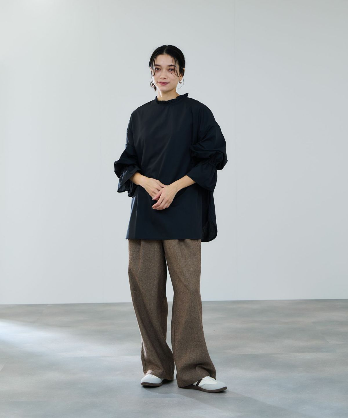 milli de l'air フリルカラーキャンディブラウス レディース