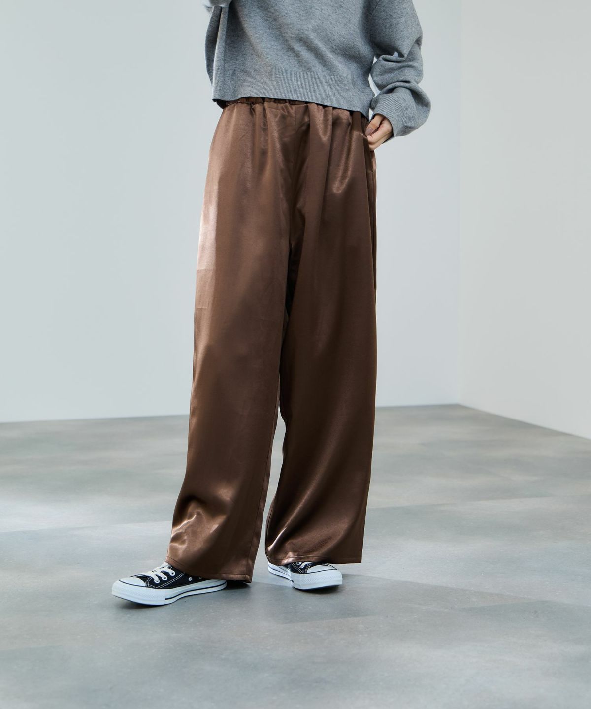 milli de l'air ヘビーサテンイージーワイドパンツ レディース