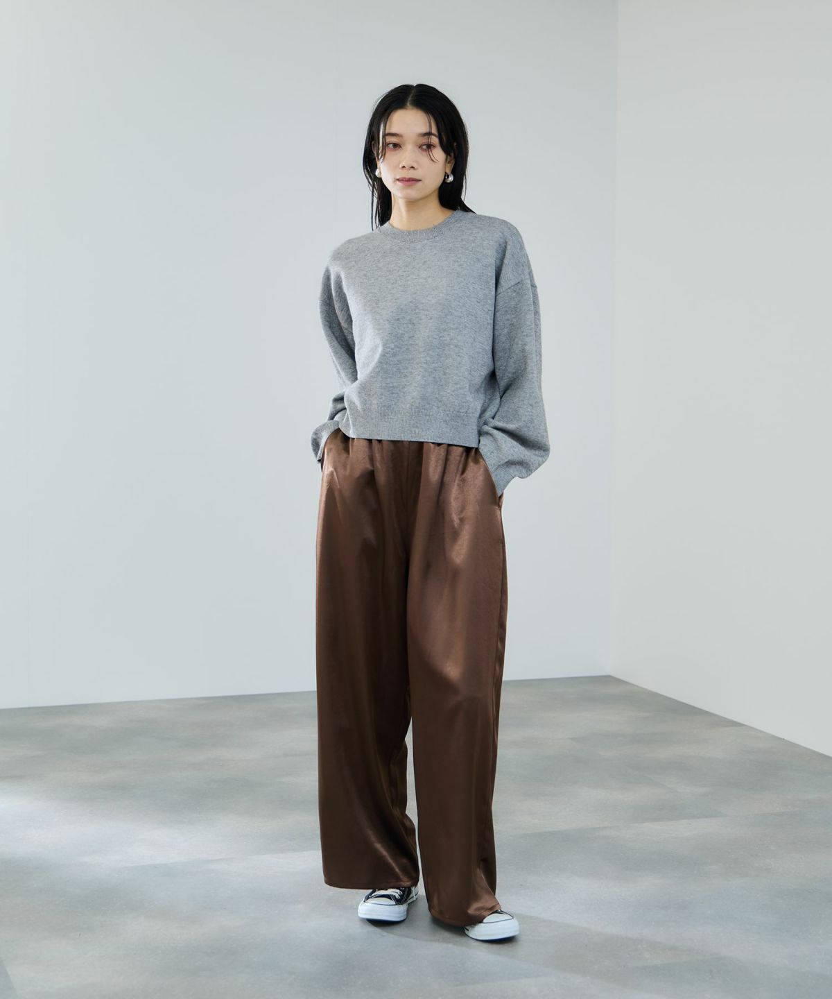 milli de l'air ヘビーサテンイージーワイドパンツ レディース