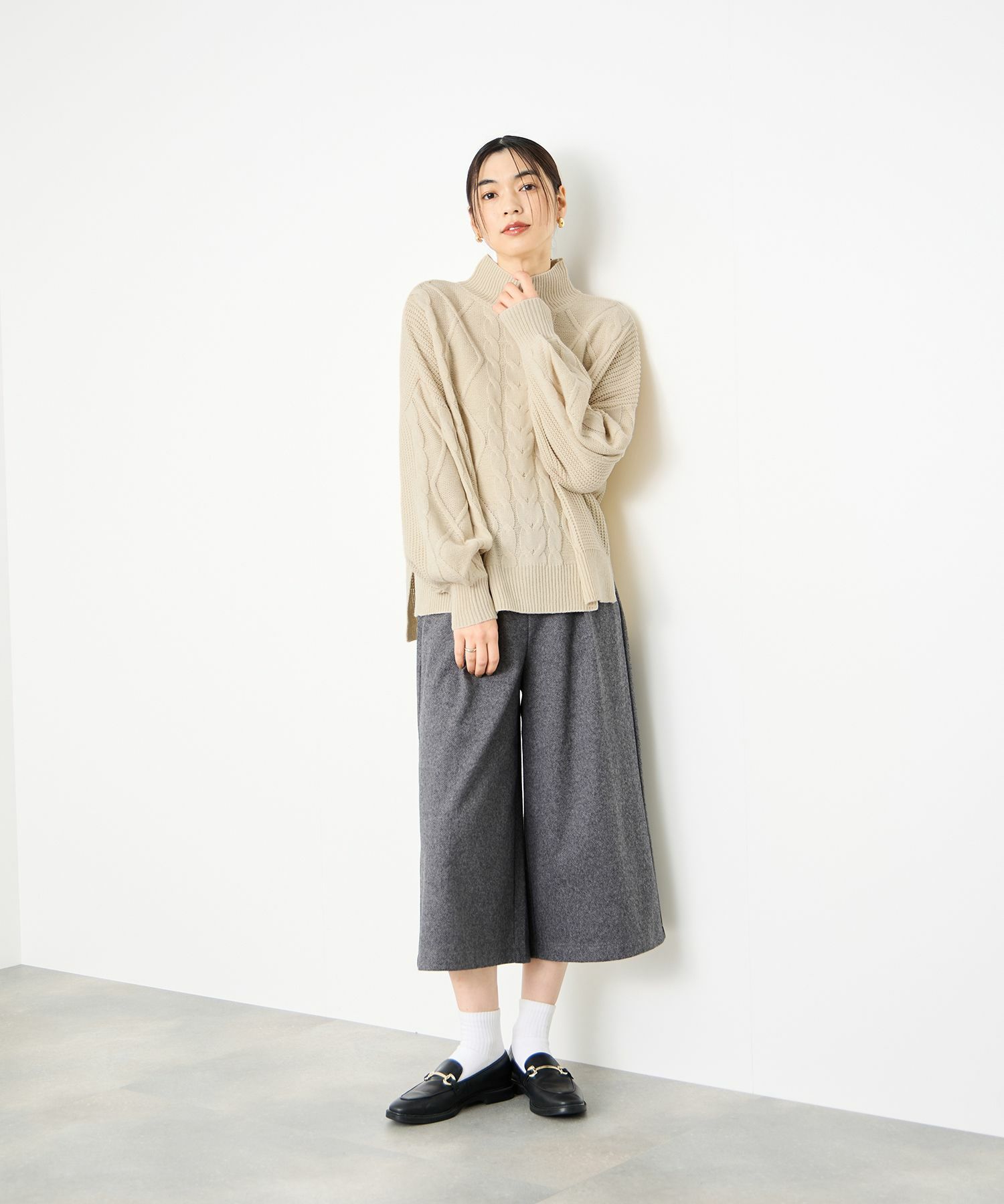 Idnes ケーブルハイネックニット レディース