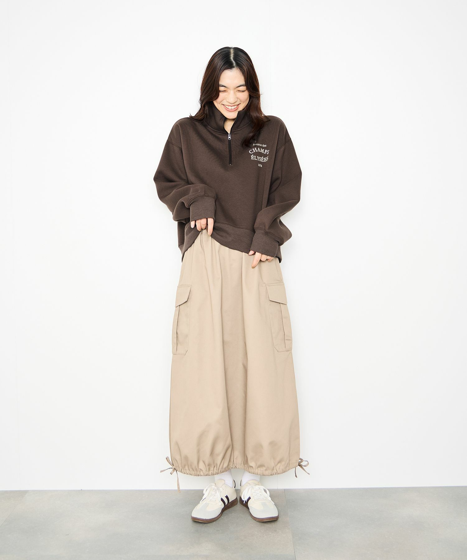  Idnes 裏起毛ロゴハーフジッププルオーバー レディース