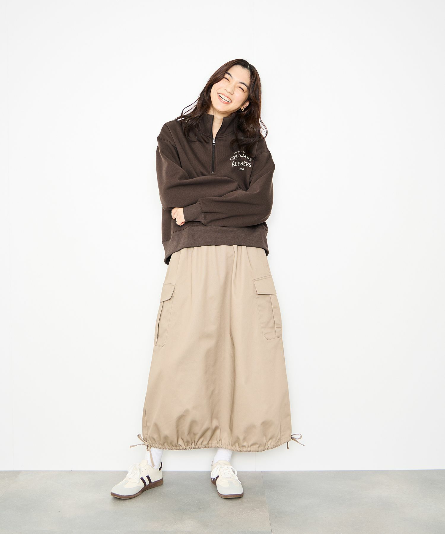  Idnes 裏起毛ロゴハーフジッププルオーバー レディース