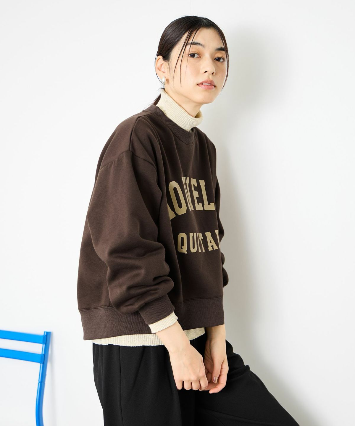 Idnes 箔プリントロゴスウェット レディース