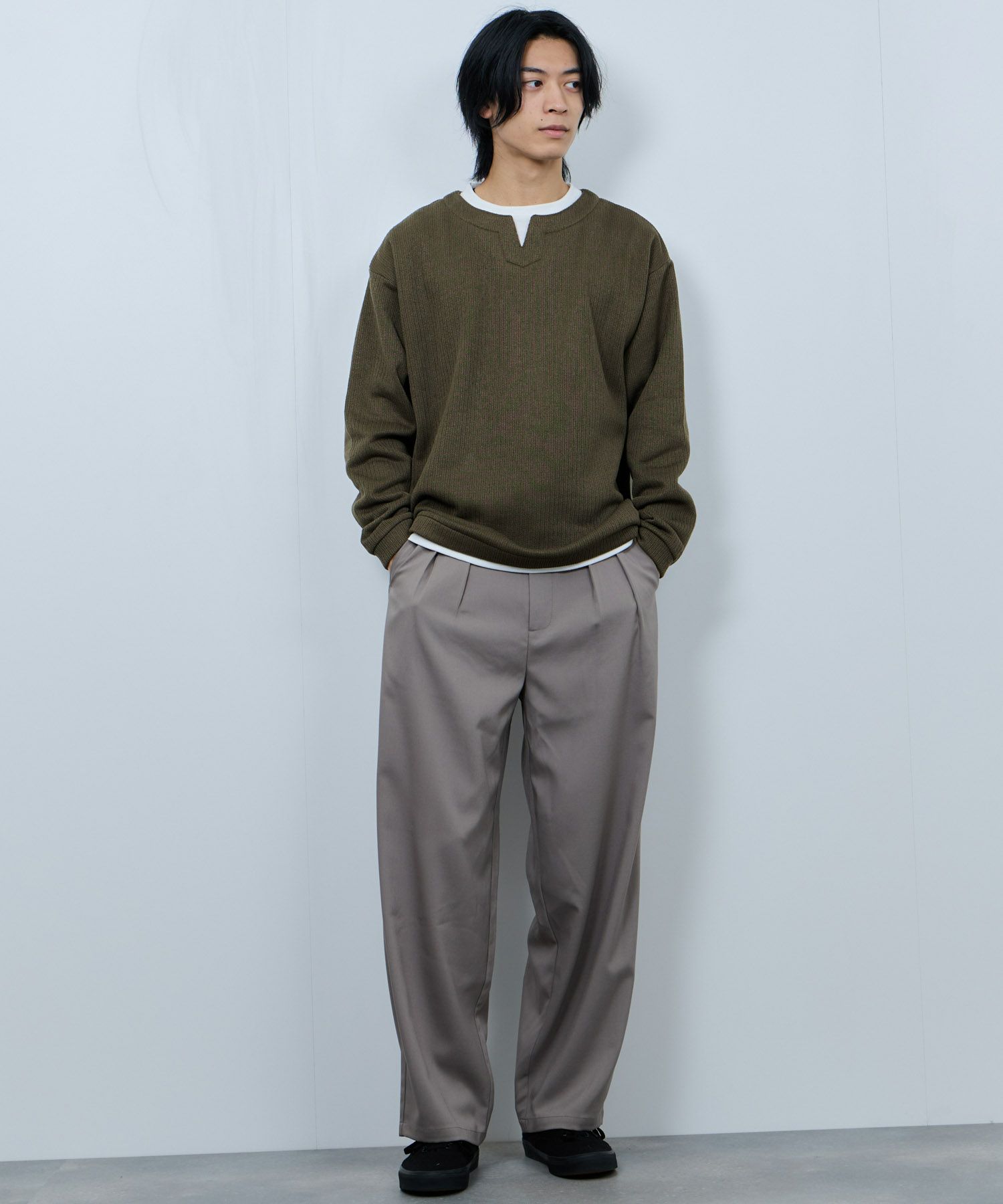 NAVY  針抜き裏起毛フェイクキーネックトレーナー メンズ商品画像-11