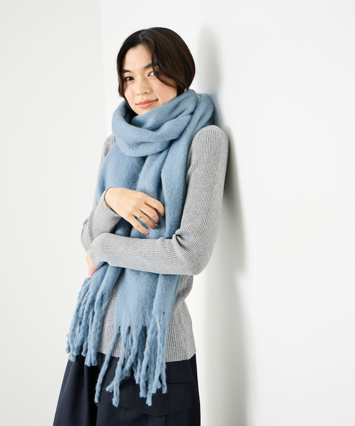 Idnes 無地ボリュームストール レディース