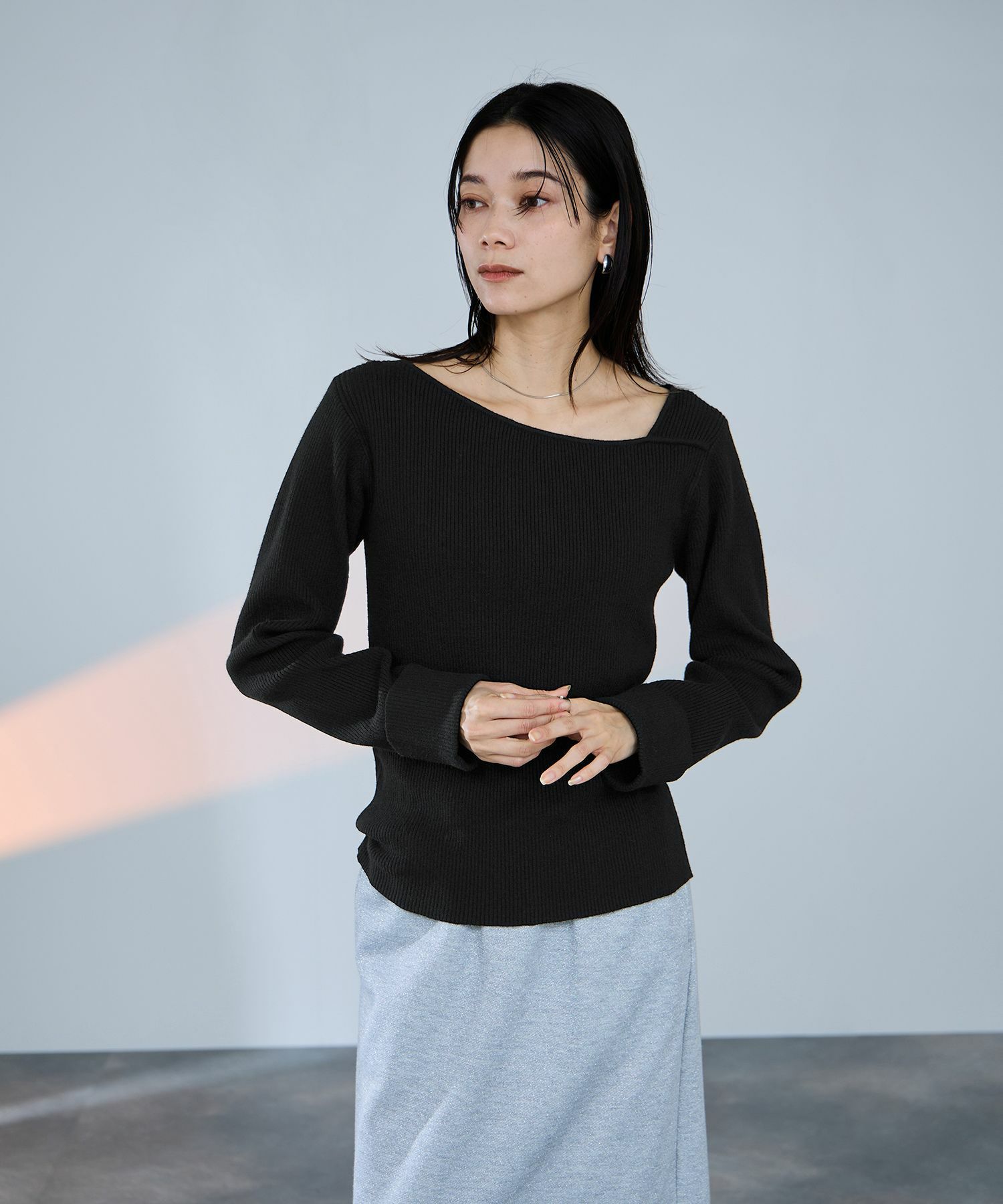 [さらに50%OFF]milli de l'air  コンフィーズ アシメニット レディース商品サムネイル-1